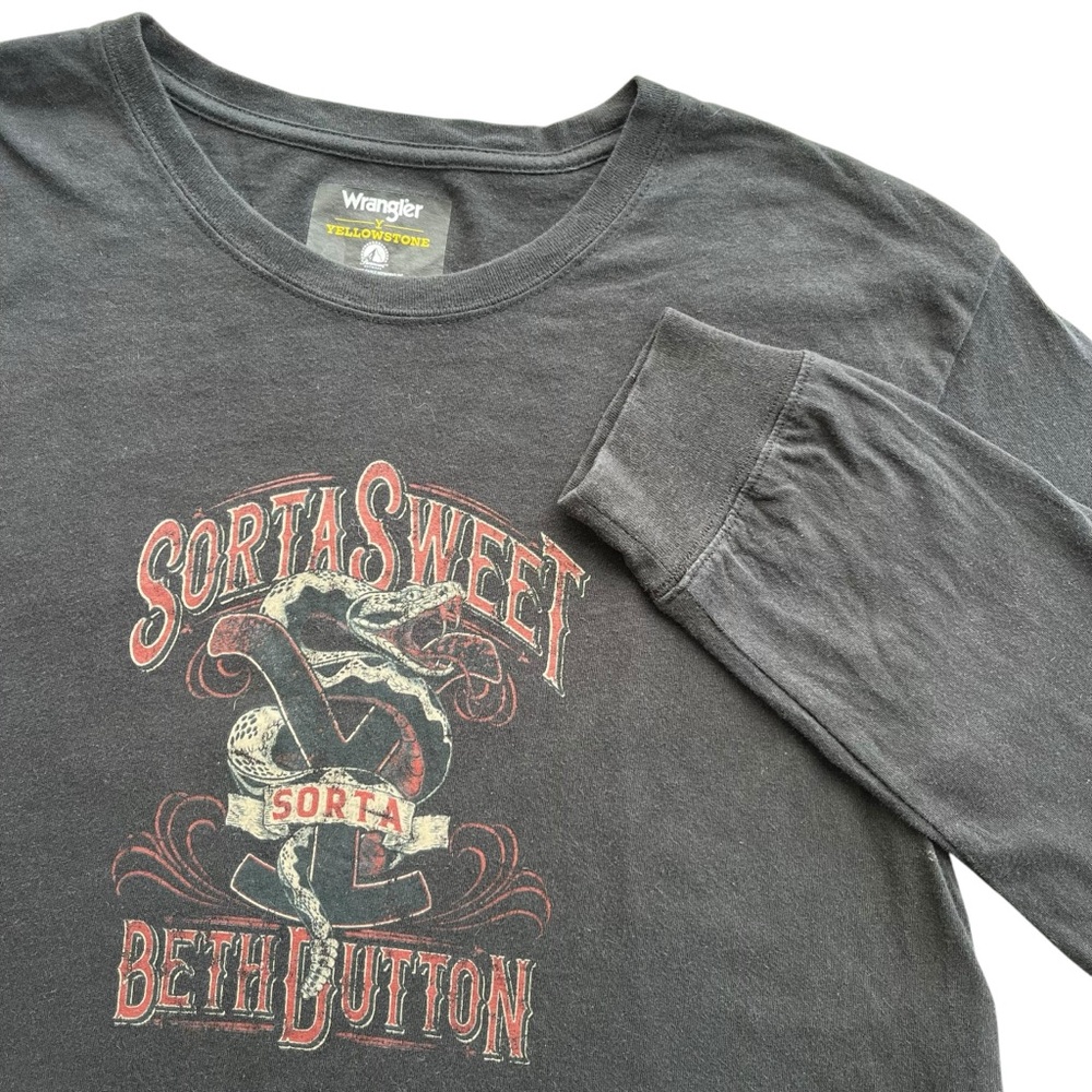 Wrangler Women S Black Lng Sl Crop Yellowstone Sorta Sweet Sorta Beth Dutton Tee